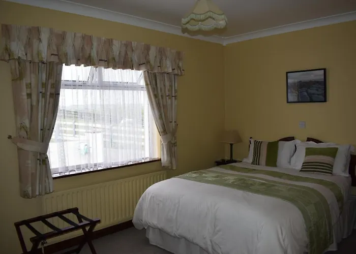 Cois Farraige Bed & Breakfast Lahinch